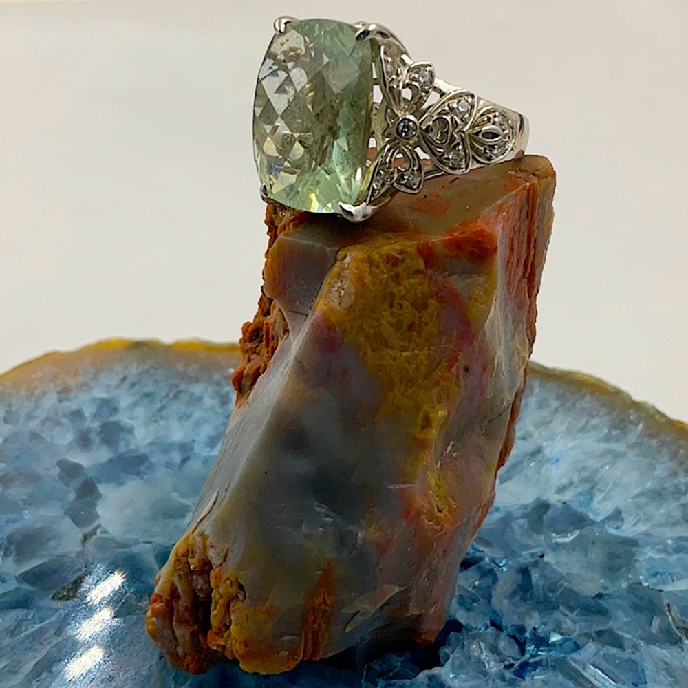 Vtg. Sterling Silver Green Amethyst Ring Size 7 1/2 (Size 7.5)